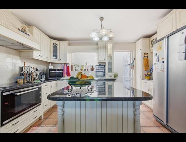 3 BEDROOM PROPERTY TO RENT IN BIG BAY